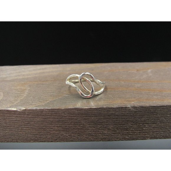 Size 5 Sterling Silver Diamond Cut Rustic Woven Style Band Ring - Picture 1 of 6